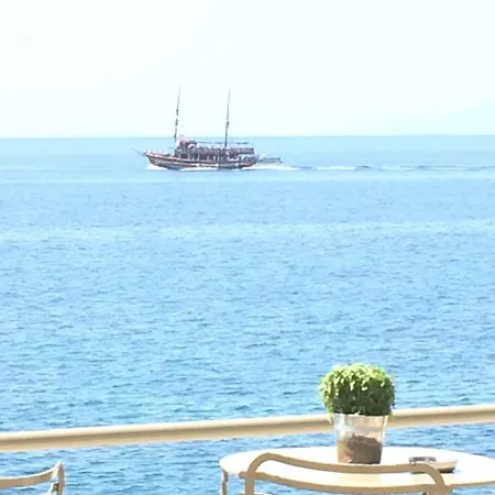 Les Sirenes * Kardhamili