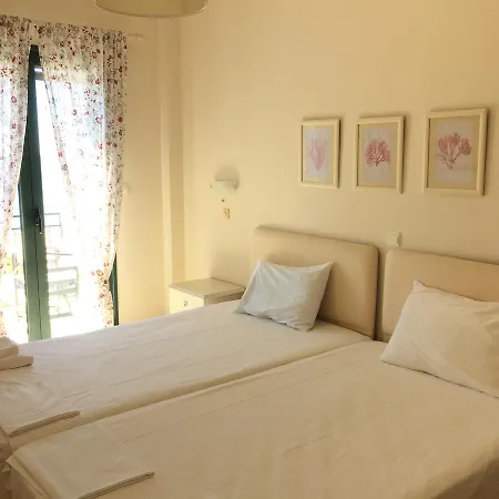 Les Sirenes * Kardhamili