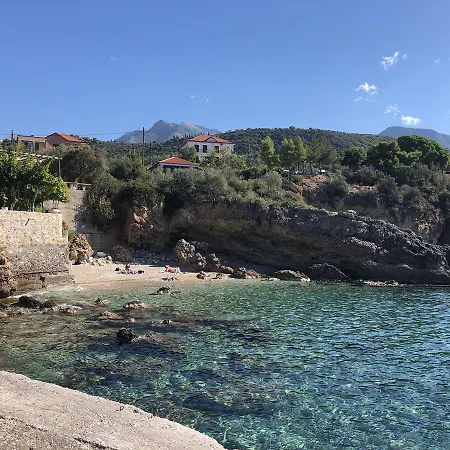 Les Sirenes Hotel Kardamyli