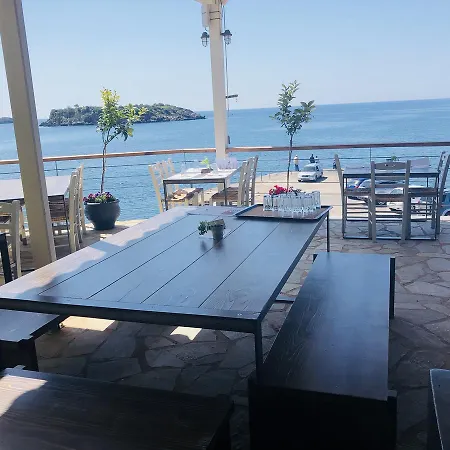 Les Sirenes Hotel Kardamyli