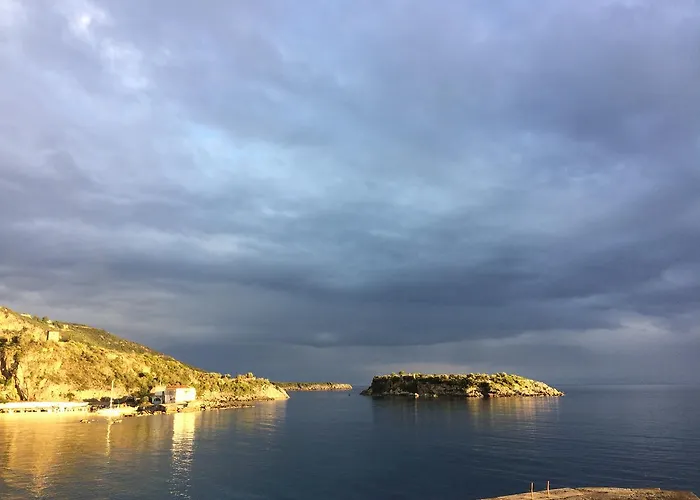 Les Sirenes Szálloda *