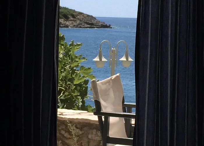 Les Sirenes Kardamíli